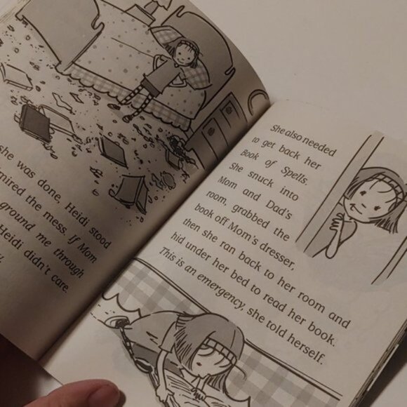 3/$13 Heidi Heckelbeck is so totally grounded book #24 children chapter … - Picture 8 of 8